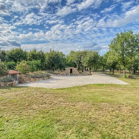 Les Curies - Ludogite, Et Moulin Avec Piscine Ferienhaus *