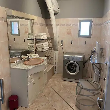 Les Curies - Ludogite, Et Moulin Avec Piscine *