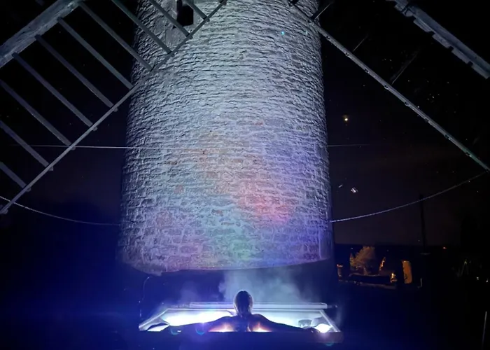 Les Curies - Ludogite, Et Moulin Avec Piscine Nyaraló Aujols