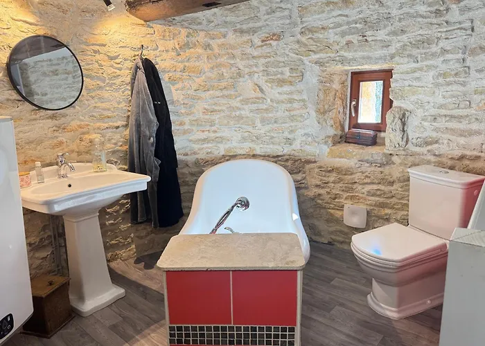 Les Curies - Ludogîte, Et Moulin Avec Piscine Aujols